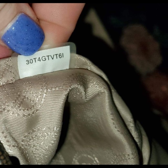 Handbags - Michael Korda Purse